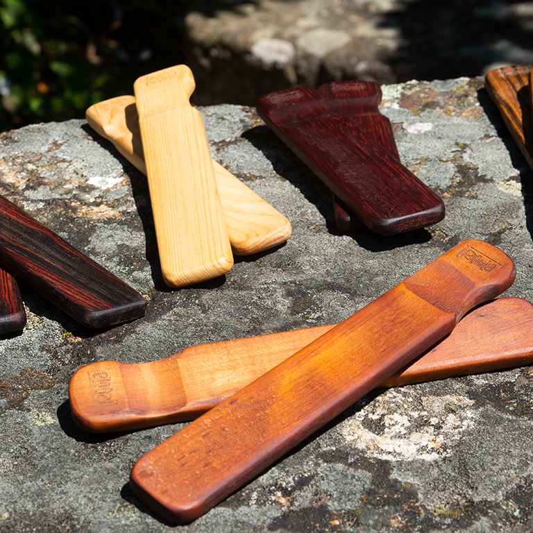 Tarrañolas, intrumentos tradicionales de madera Tarrañolas
